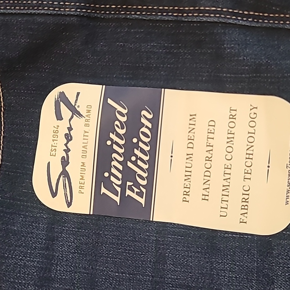 Seven7  Dark Wash Jeans size 16 Limited Edition Slimaker - Picture 2 of 11